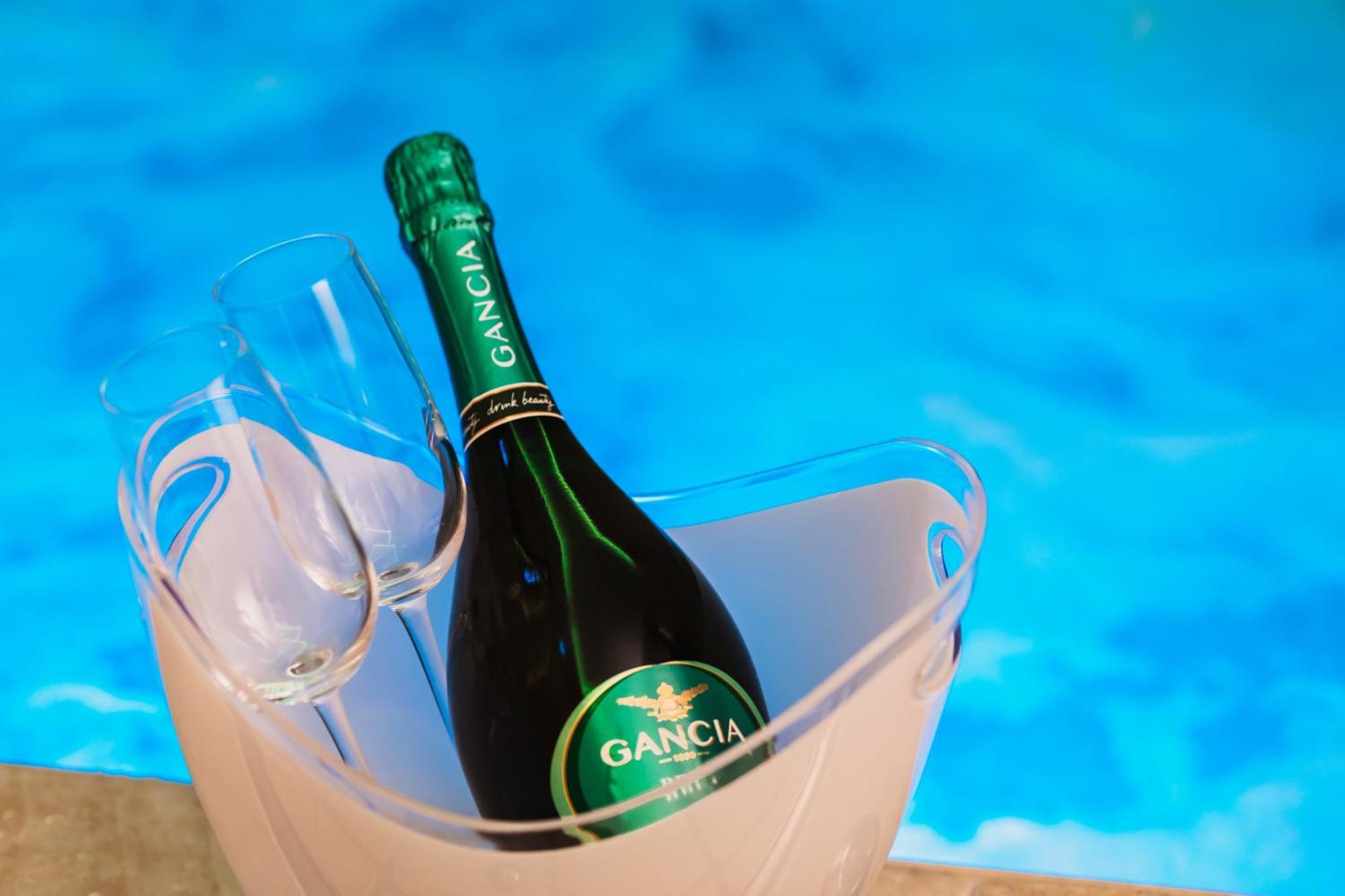 Luxuite Spa Con Piscina E Jacuzzi Alberobello Buitenkant foto