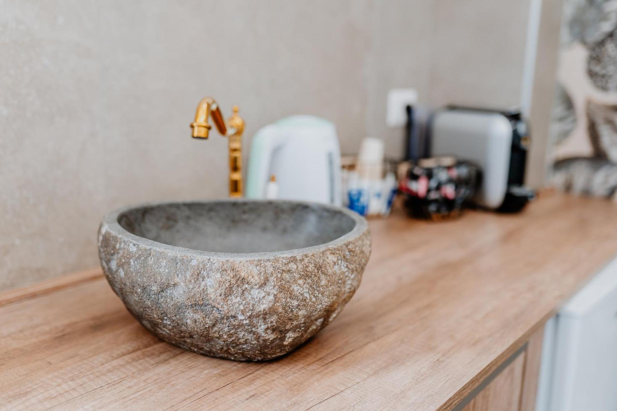 Luxuite Spa Con Piscina E Jacuzzi Alberobello Buitenkant foto